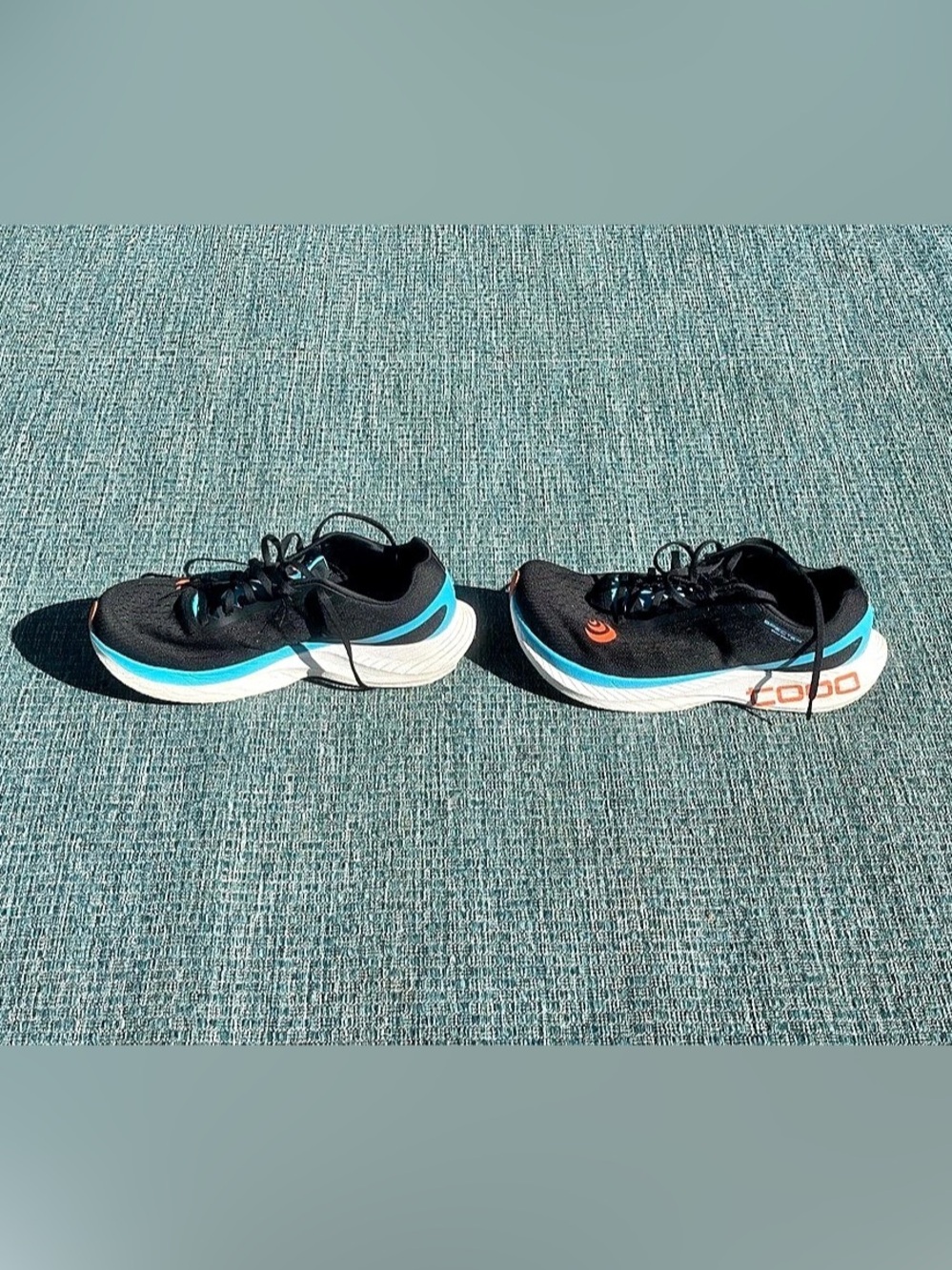 Topo Men's Athletic Shoes - Picture 2 of 4